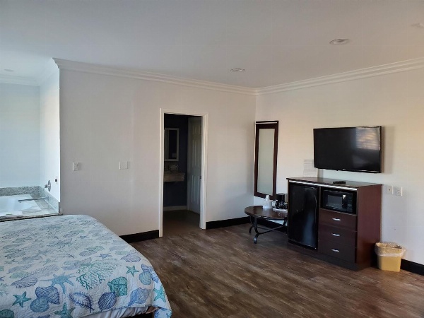 Ocean Surf Inn & Suites Main image